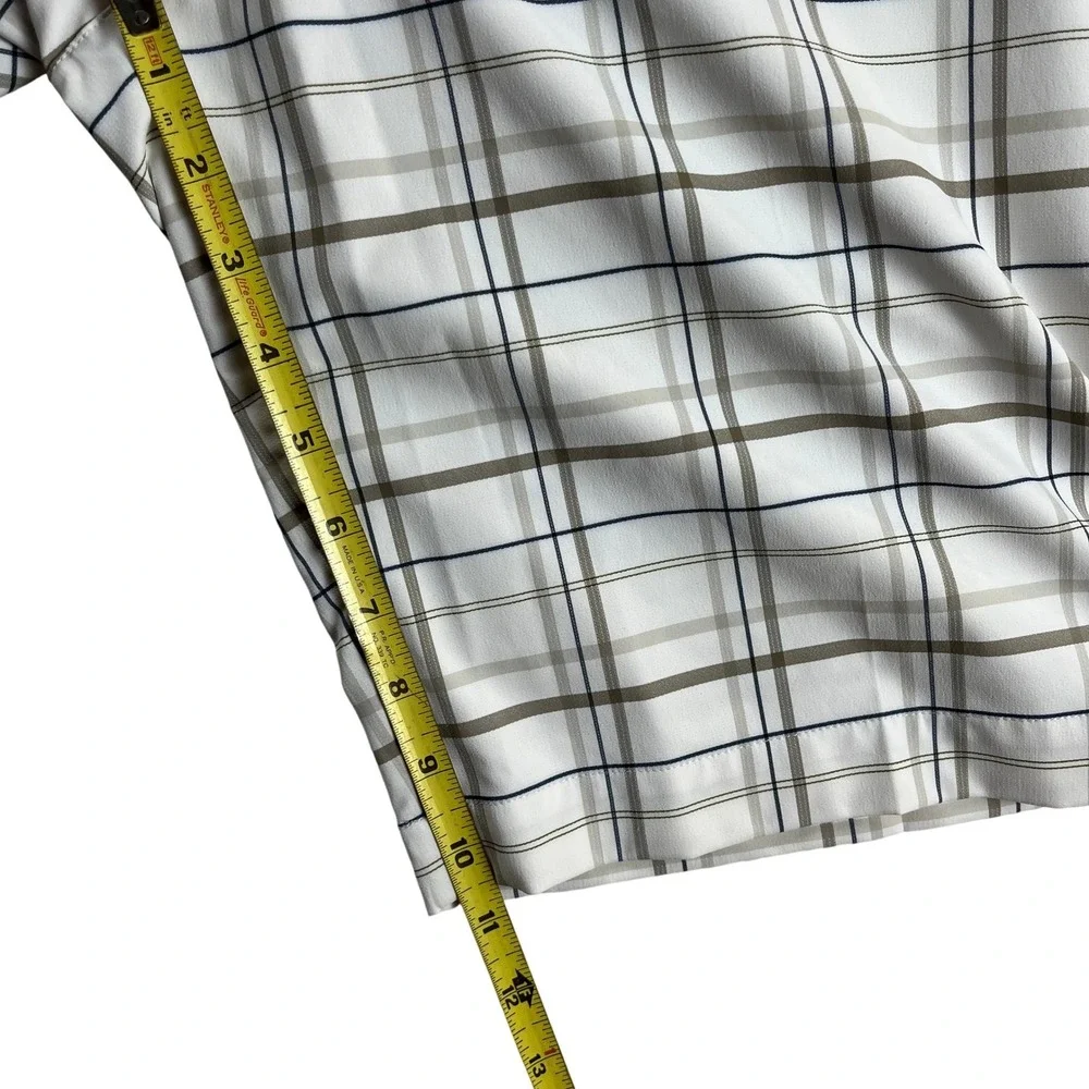 Nike Golf Dri-FIT Plaid Shorts Mens 36 White Gray Performance Golf Flat Front